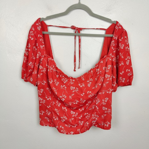 Abercrombie & Fitch Top Womens‎ XL Red Floral Print Tie Back Smocked Sweetheart - Picture 2 of 8